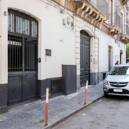 Aitne - Holiday Apartments Catania Bagian luar foto
