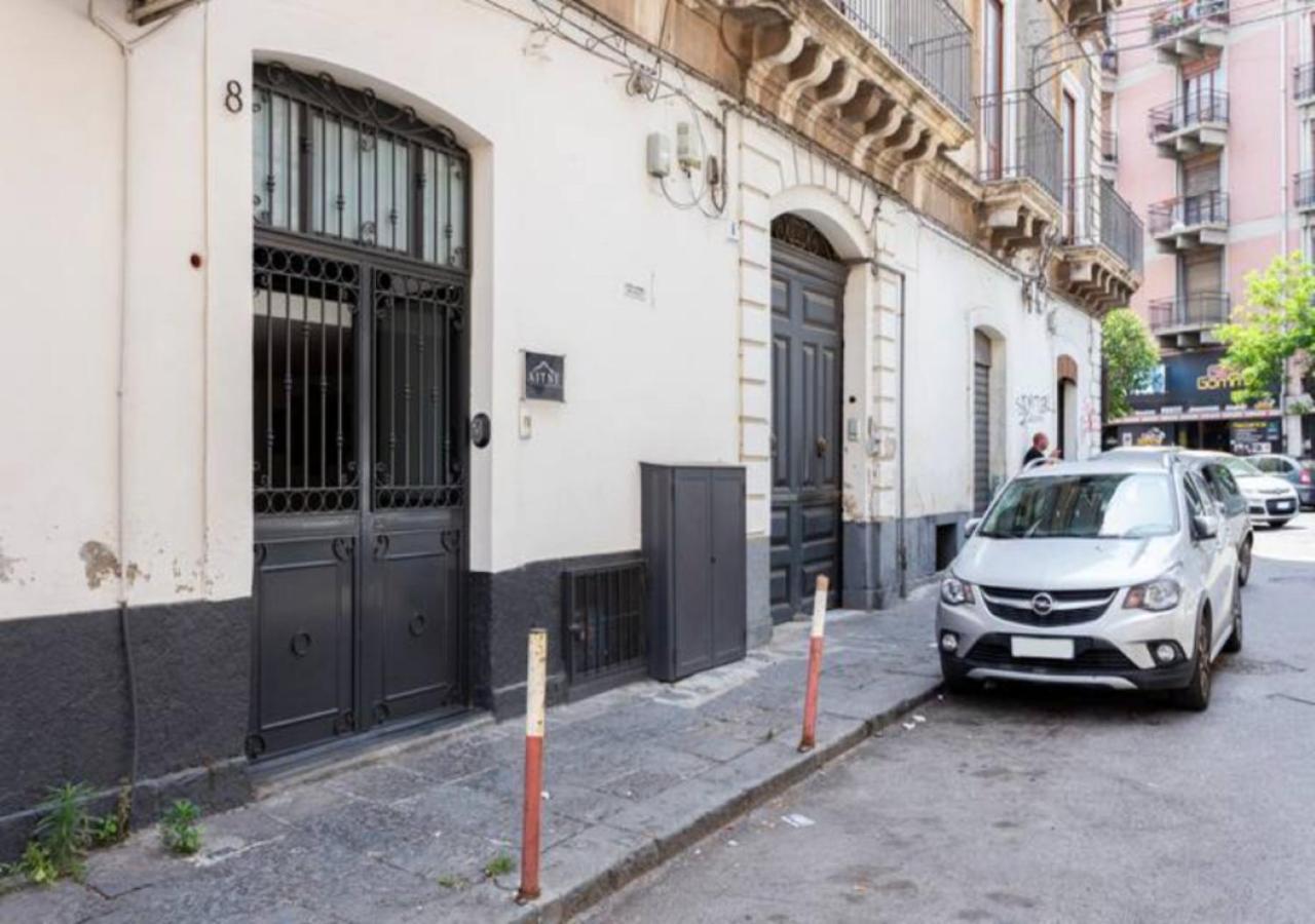 Aitne - Holiday Apartments Catania Bagian luar foto
